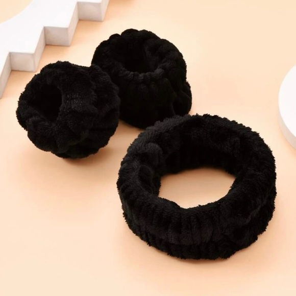 Check out my new items… - Picture 3 of 15